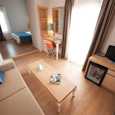 Mavi Turkbuku Hotell