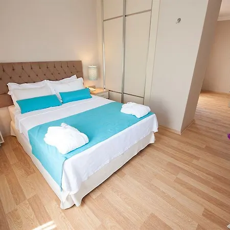 Mavi Turkbuku Hotel Golturkbuku