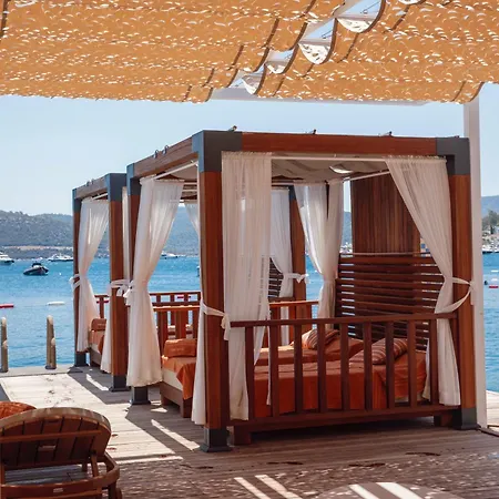 Mavi Turkbuku Hotel Golturkbuku