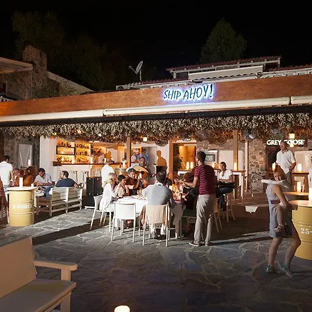 Mavi Turkbuku Hotel