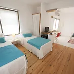 Mavi Turkbuku Otel 4*